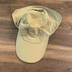 Patagonia Lightweight Sun Hat in Olive Green and Tan